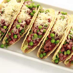 Pea Chilli In Taco Shells