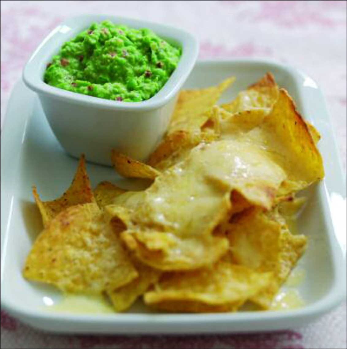 Pea guacamole with Mexican nachos