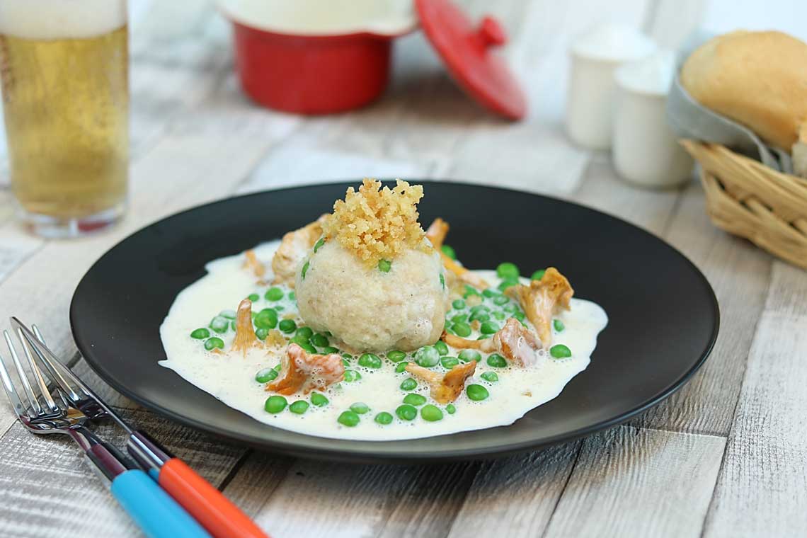 Bread Dumplings with Peas & Chanterelles Mushrooms