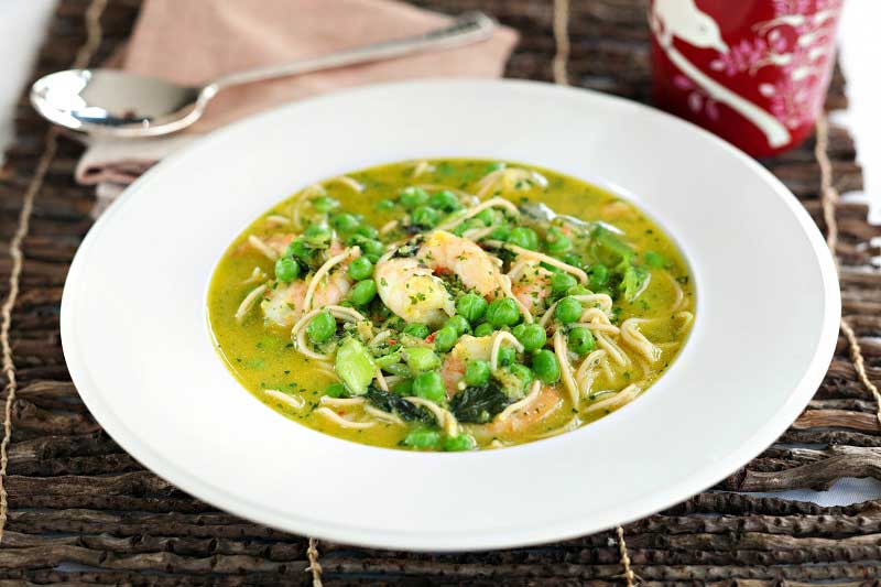 Aromatic Pea and Prawn Laksa Recipe With Noodles
