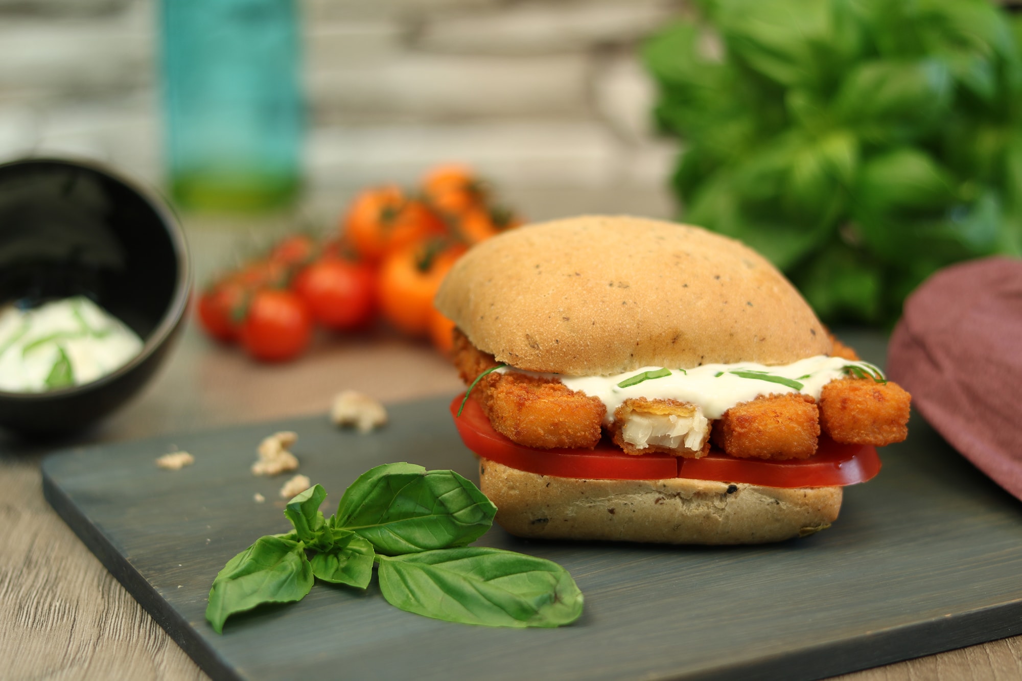 Fish Finger Roll with Tomato & Basil & Yogurt Dip